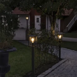 Konstsmide Carpi 230V 1 Lichts Staande Buitenlamp E27, 16x100cm, Transparant Glas, Max 60W -Exporteren Lente Tuin Winkel carpi 230v 1 lichts staande buitenlamp e27 16x100cm transparant glas 3